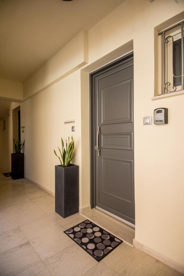 A & B Minimal Suite Ιι With Sea View In Argostoli Esterno foto