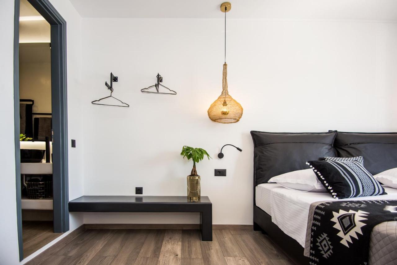 A & B Minimal Suite Ιι With Sea View In Argostoli Esterno foto